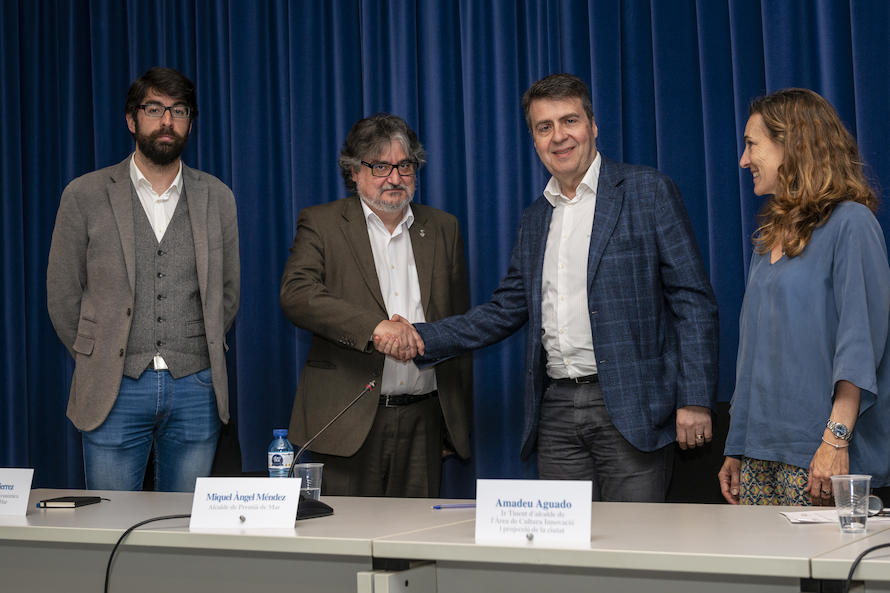 Moment de la signatura del conveni amb el CDMT. Foto: Quico Ortega. Moment de la signatura del conveni amb el CDMT. Foto: Quico Ortega.