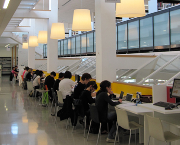 Biblioteca Municipal "Mart� Rossell�"